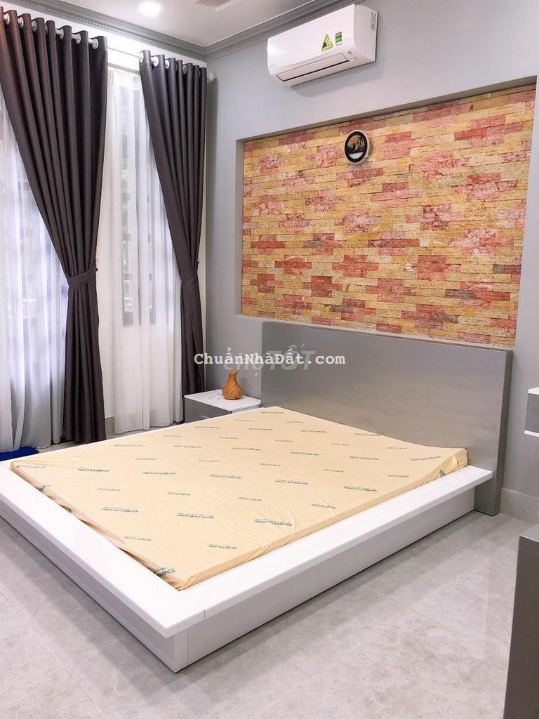 Bán gấp nhà HXH Đinh Tiên Hoàng, DT 4,2x10m, 4 tầng, giá 7,9 tỷ có TL