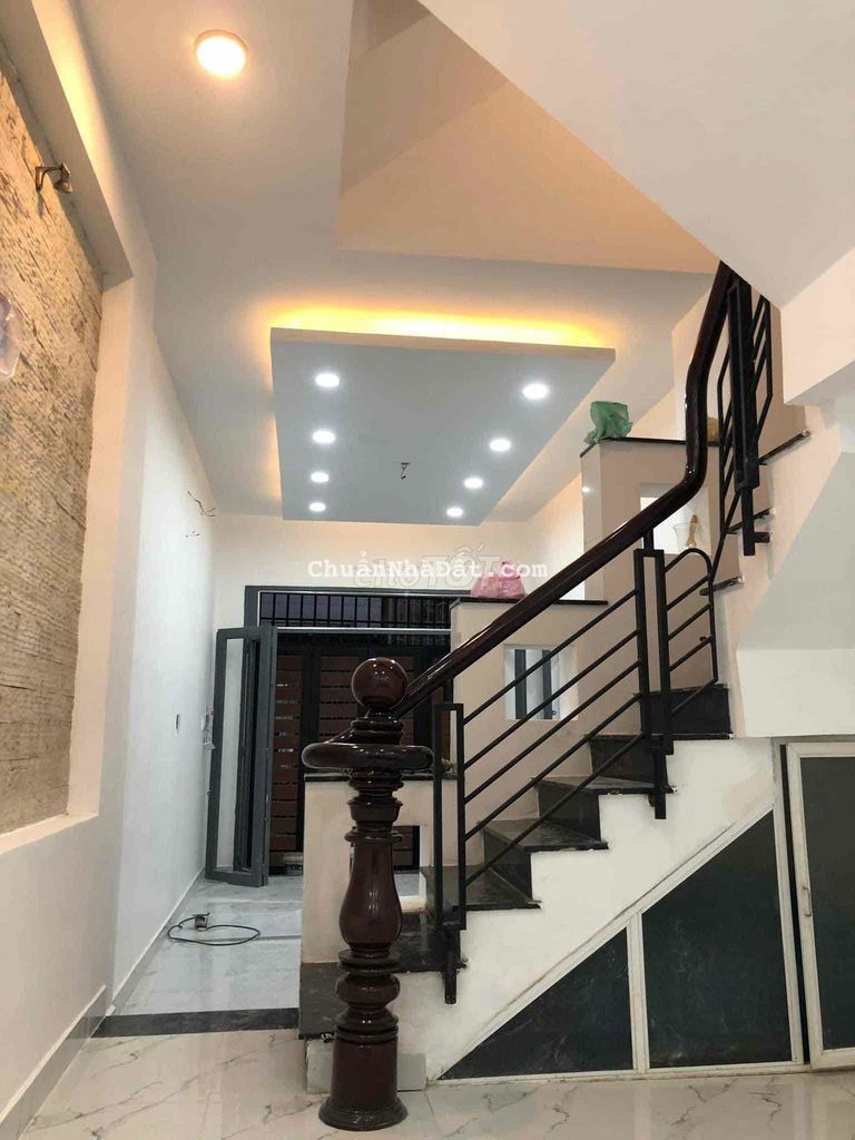 GẦN CẦU THỊ NGHÈ 46M2 - 3 TẦNG MỚI Ở NGAY- GIÁP Q1 - CHỈ 5.2 TỶ CÒN TL