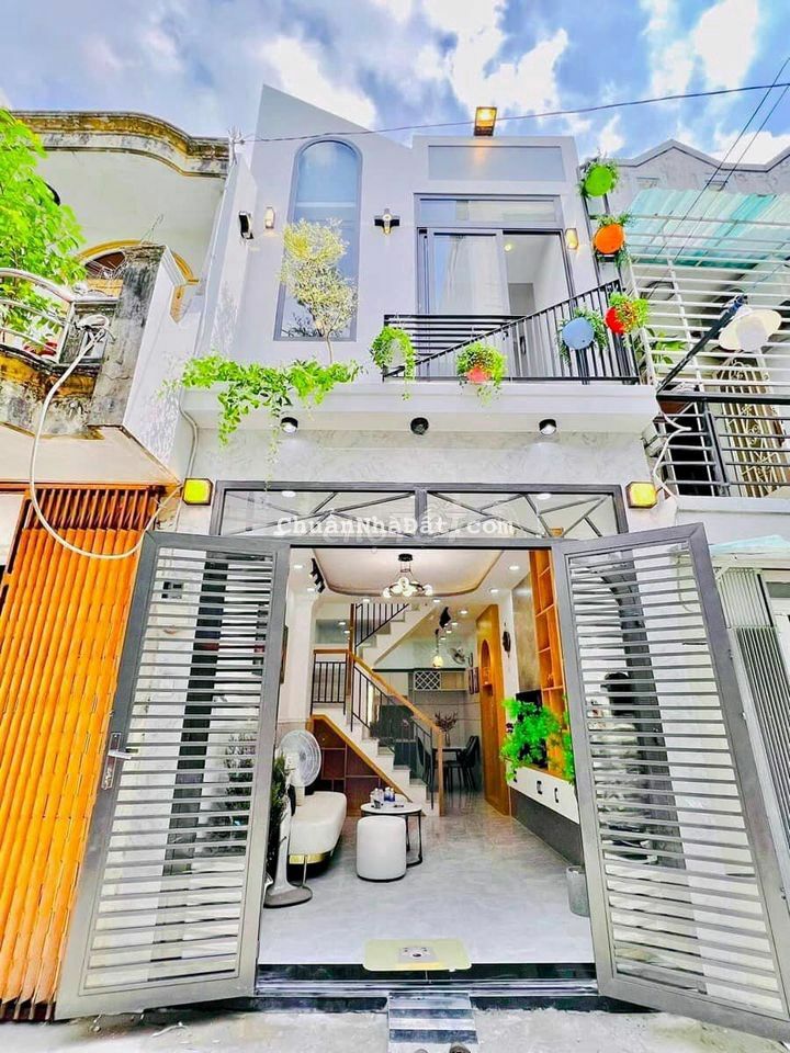 CHỦ KÍ GỬI BÁN NHÀ Ở ĐƯỜNG TRẦN BÌNH TRỌNG, BÌNH THẠNH