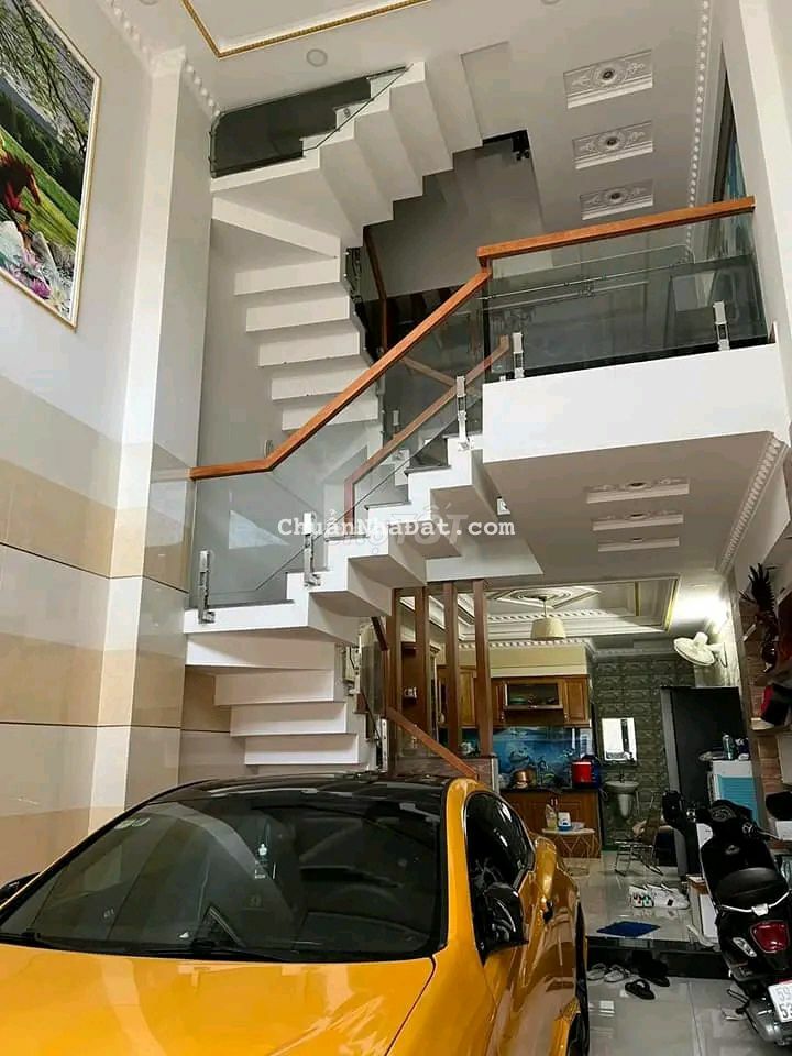 HXH Hoàng Hoa Thám, 50m2, ngang 4.5m, 4lầu, 4.5tỷ