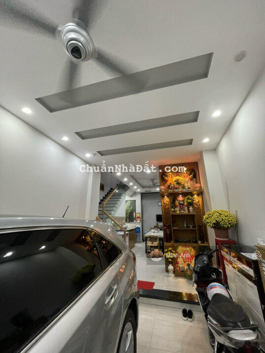 Vị trí vip sát MT ngay khu Phan Xích Long BT 50m2, vừa ở vừa kinh doanh, 5 tầng mới cứng ở ngay