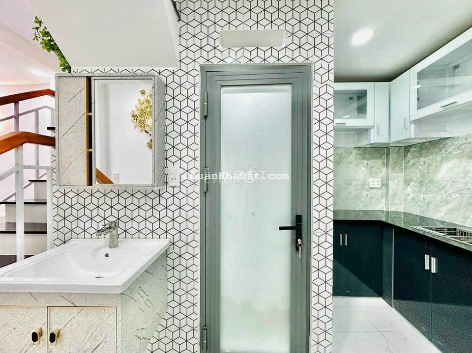 CẦN BÁN NHÀ HẼM 128 LÊ VĂN DUYỆT QUẬN BÌNH THẠNH GIÁ 2.4 TỈ