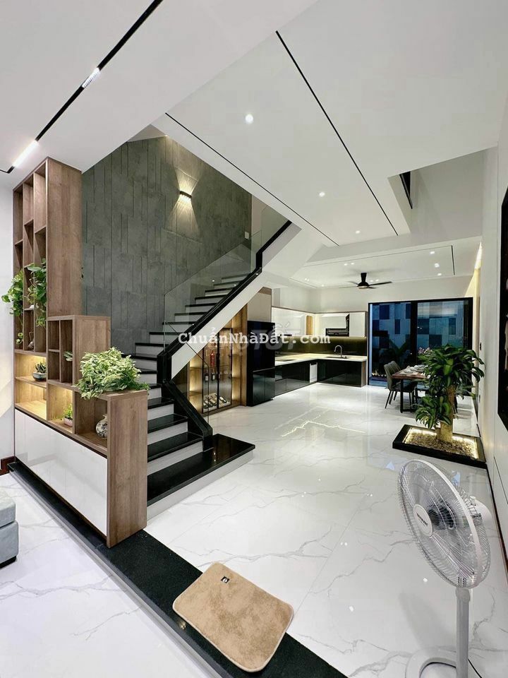 BÁN GẤP NHÀ VỪA HOÀN THIỆN ĐƯỜNG BẠCH ĐẰNG, PHƯỜNG 15, BÌNH THẠNH