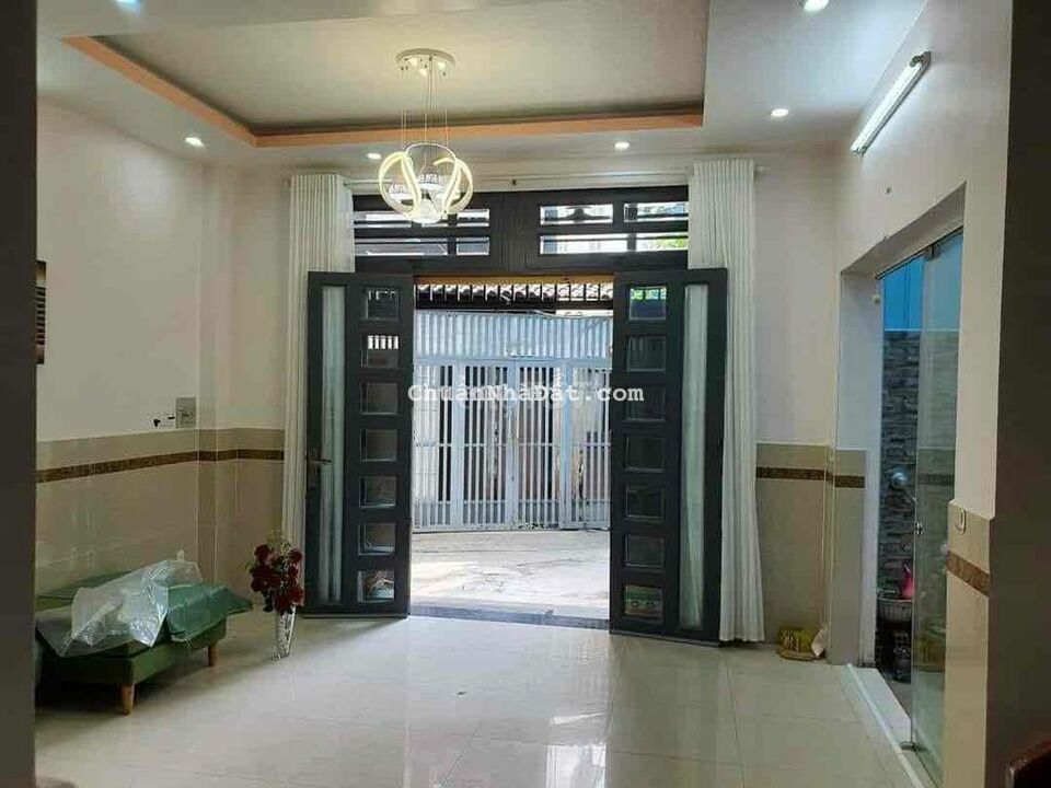 VỠ NỢ BÁN NHÀ 2 LẦU+SÂN THƯỢNG 2TỶ789 HẺM 1 TRẦN BÌNH TRỌNG BÌNH THẠNH