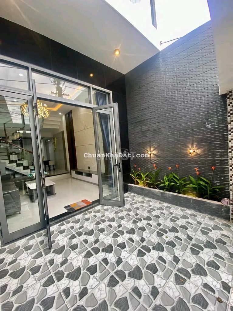 NHÀ Ở UNG VĂN KHIÊM ,P25, BÌNH THẠNH,HXH 3M.