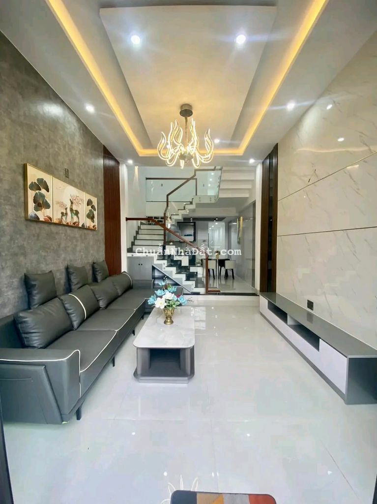 NHÀ Ở UNG VĂN KHIÊM ,P25, BÌNH THẠNH,HXH 3M.