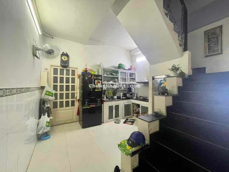 Nhà Hoàng Hoa Thám p6 Bình Thạnh 56m 2 tầng giảm 1 tỷ còn 5,2 tỷ