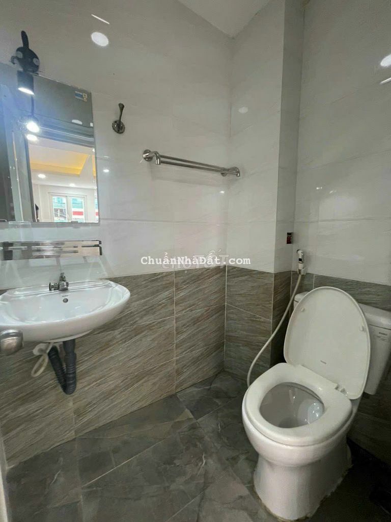 Bán nhà MẶT TIỀN KINH DOANH- Nguyễn Thượng Hiền, BT 4x14m giá 9,7tỷ TL Bán nhà MẶT TIỀN KINH DOANH- Nguyễn Thượng Hiền, BT 4x14m giá 9,7tỷ TL