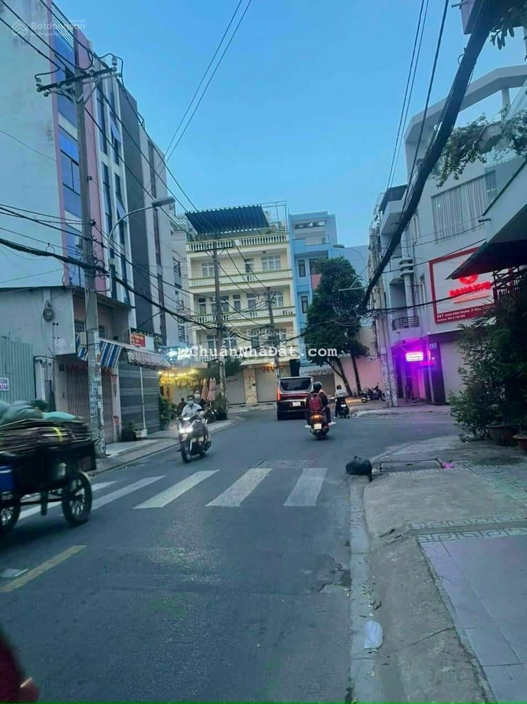 Bán Nhà Hẻm Xe Tải, Sát Mặt Tiền Nguyễn Xí, 60m2, Ngang 6m. Nhỉnh 6 Tỷ