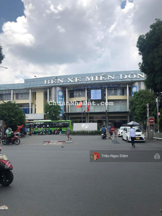 Bán nhà HẺM XE HƠI 8M. TƯƠNG LAI ĐỐI DIỆN TRUNG TÂM THƯƠNG MẠI LỚN.NGANG 5M BỀ THẾ PHÙ HỢP XÂY CHDV