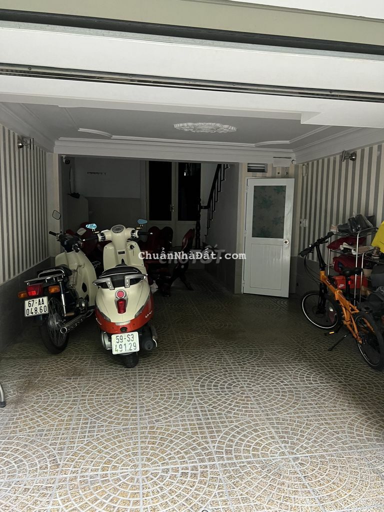 Siêu Phẩm Nhà Bùi Đình Túy 6 PN, Đầy Đủ Tiện Nghi, Xe Hơi Đỗ