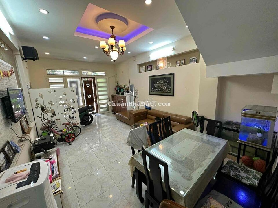 Bán nhà đường 12m Đặng Thuỳ Trâm ,P.13,BT 4.5x16 ,4T giá 8.2 tỷ tl