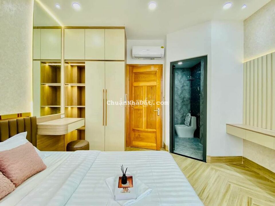 Bán nhà Đặng Thùy Trâm, P13,Bình Thạnh. 5 Tấm(4,5x15m) Giá nhỉnh 7 tỷ