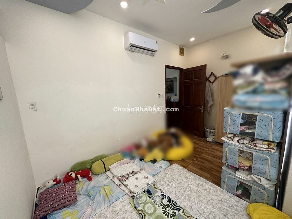 Chủ Kẹt Tiền Bán nhà 4 Tấm  Đặng Thùy Trâm P13- Sát Đại Học Văn Lang