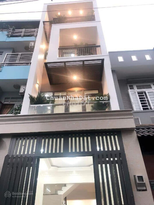 Giảm 1.5tỷ Bán Nhà Đường 6m xe hơi đậu trong nhà 4.5x15m 4 Tấm Mới full nội thất ngay Lê Quang Định