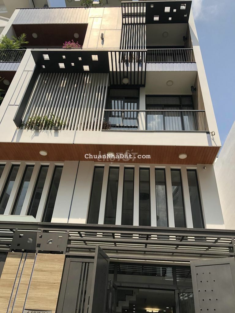 Bán gấp nhà HXH Lê Quang Định, dt 4,5x16m, 68m2, 4 tầng, giá 7,5 tỷ TL