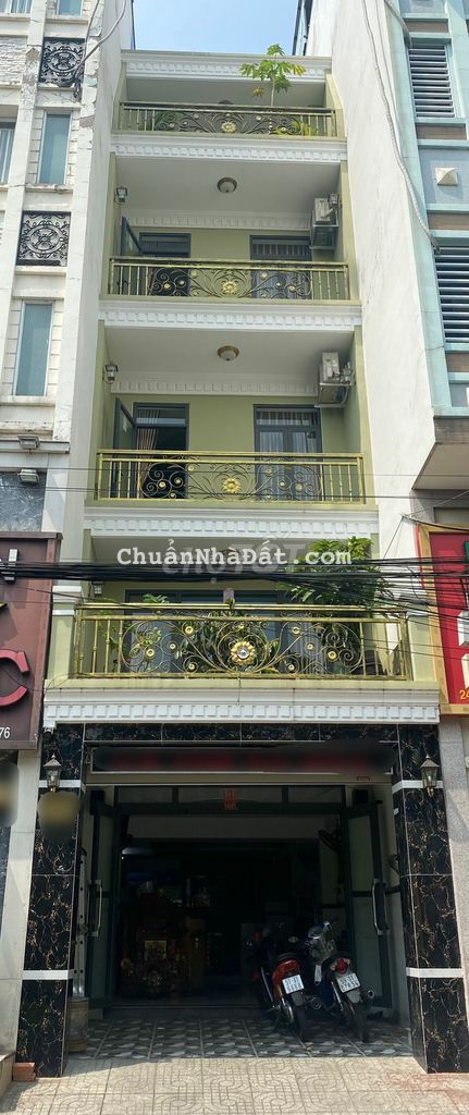 Bán Căn Hộ Dịch Vụ sát Phạm Văn Đồng p.13 BT, 4x18m, 6 Tấm, 13 Phòng