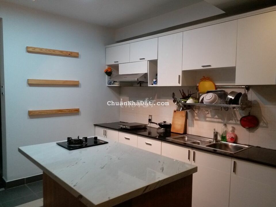 Bán nhà kế PHÒNG CÔNG CHỨNG SỐ 6,HCM - 4x18m 4 tầng MỚI CỨNG giá 9,8tỷ