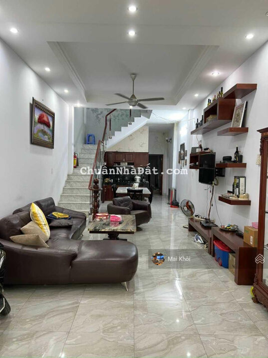 Bán nhà Ung Văn Khiêm P25 Q. Bình Thạnh (4x22m) 4 tấm 7PN 7WC thu nhập 25tr/th sát ĐH Hutech