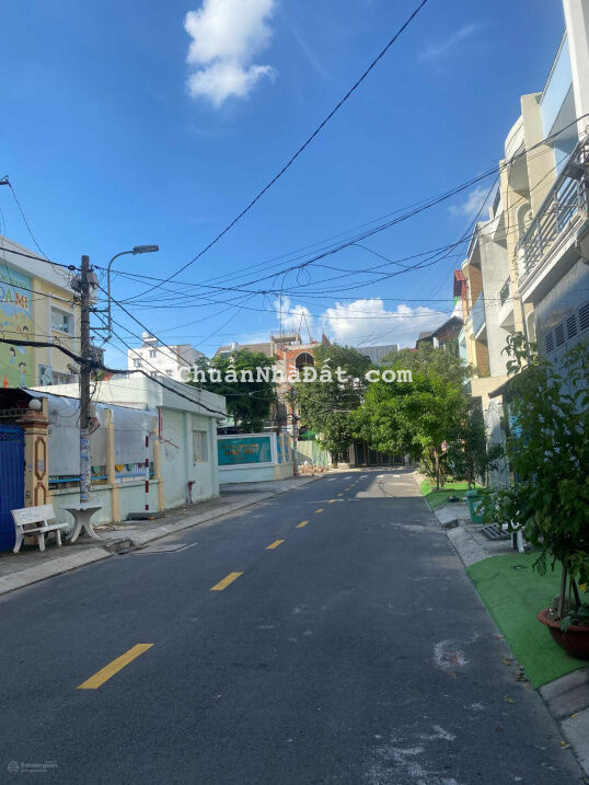 Khuôn đất đẹp chỉ 100tr/m2, sẵn nhà 2 tầng 5x18m, KDC Bình Lợi P13 Q. Bình Thạnh