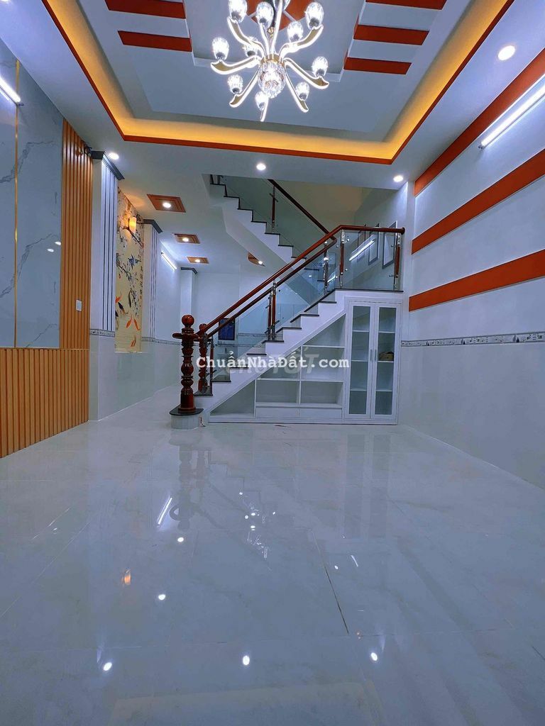 NHÀ LẦU ĐÚC GẦN CHỢ AN THỚI TRƯỜNG HỌC