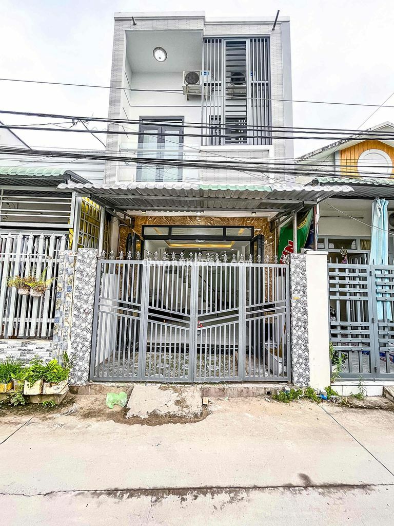 NHÀ LẦU MỚI TUYỆT ĐẸP TRỤC CHÍNH KDC SƠN THUỶ ĐƯỜNG NG VĂN LINH