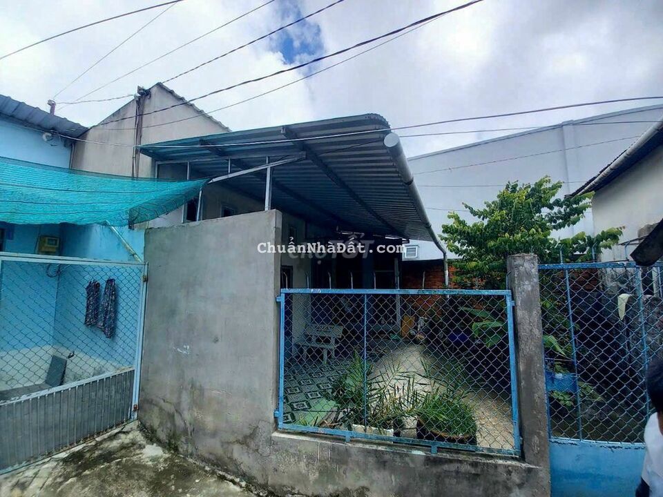 Nhà rẻ thổ cư DTSD 93m2. Gần chợ Ngã Tư Trần Quang Diệu. Nhà rẻ thổ cư DTSD 93m2. Gần chợ Ngã Tư Trần Quang Diệu.