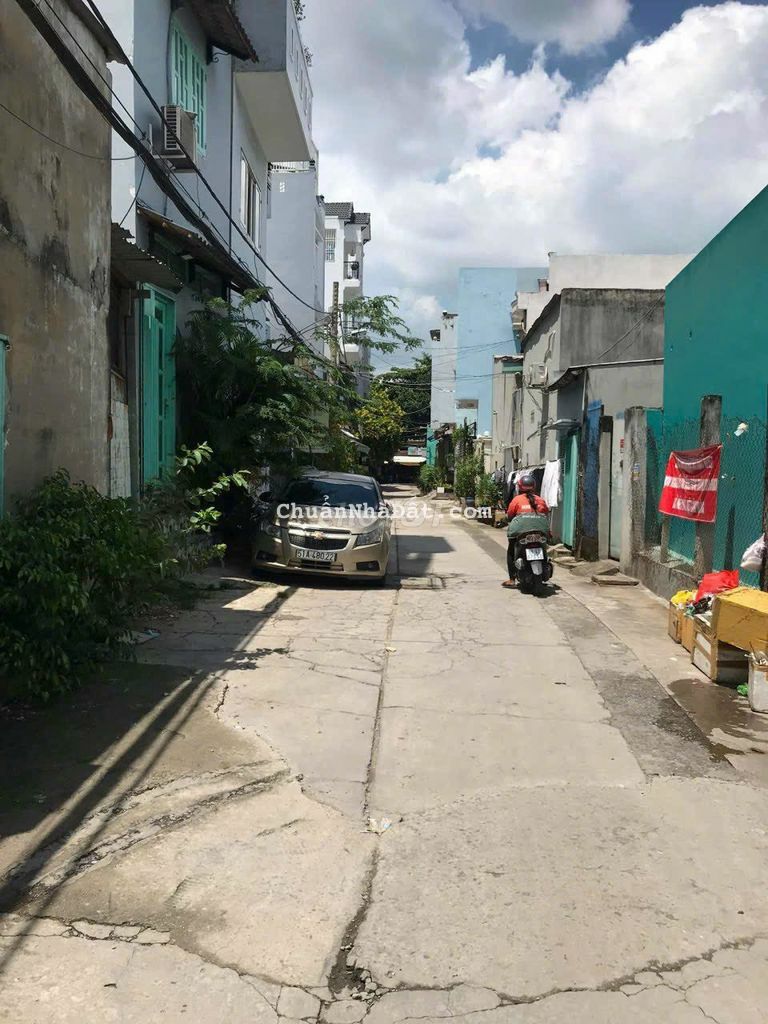 Nhà Hẻm 4m Chiến Lược Tiện Xây Mới, (5,5x23m), Gần Chợ Bình Trị