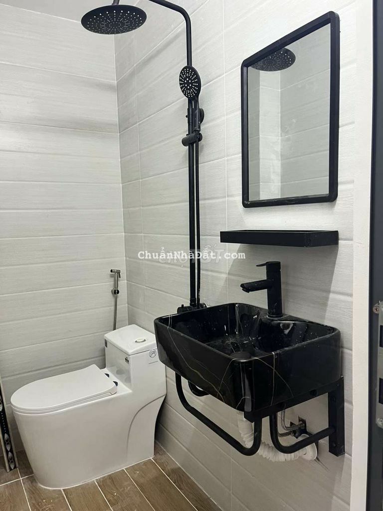 Nhà 6x6m 1 trệt 1 lầu 1 sân thượng hẻm 5m thông đường Mã Lò Bình Tân