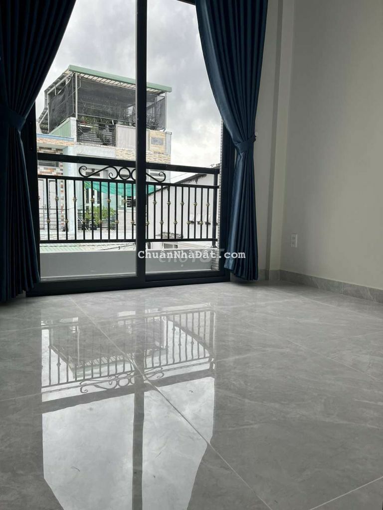 Nhà 6x6m 1 trệt 1 lầu 1 sân thượng hẻm 5m thông đường Mã Lò Bình Tân