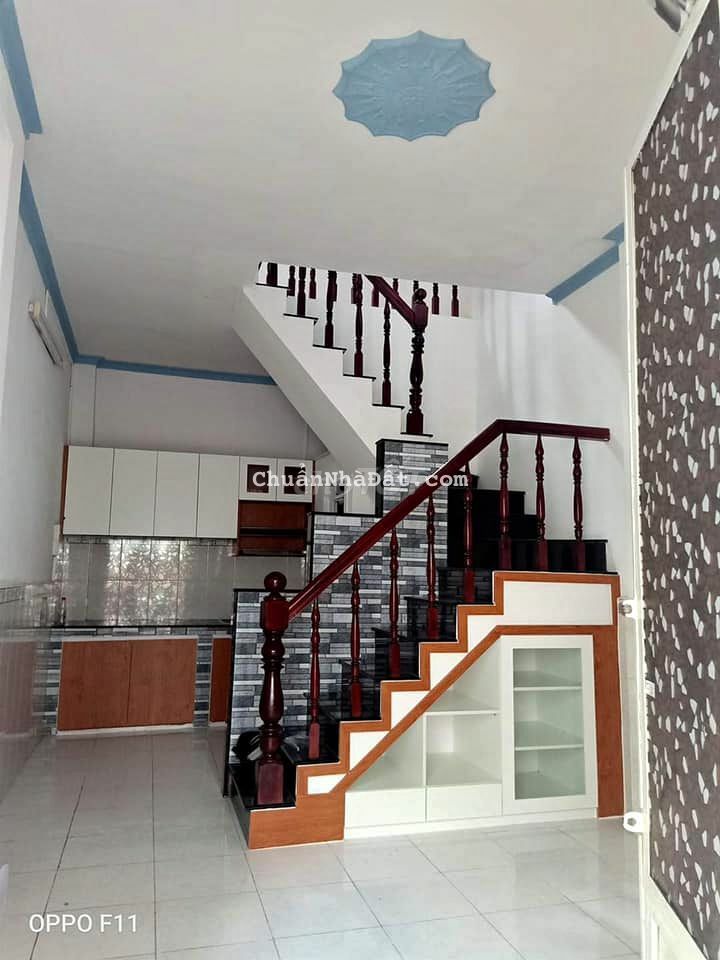 Nhà Bình Tân, DT: 36m2 chỉ 1 tỷ 050, sổ hồng riêng