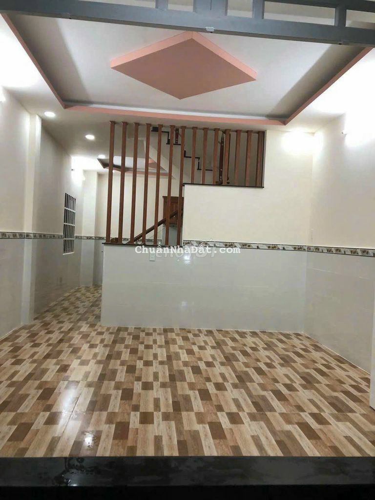 BÁN NHÀ HẺM 104 ĐS18 HẺM 6M XE TẢI GIÁ 3,5 TỶ