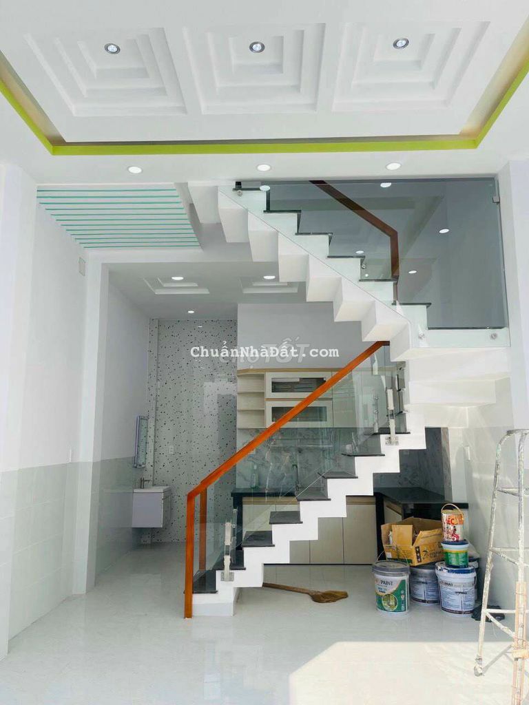 Nhà một xẹt đường tỉnh lộ 10