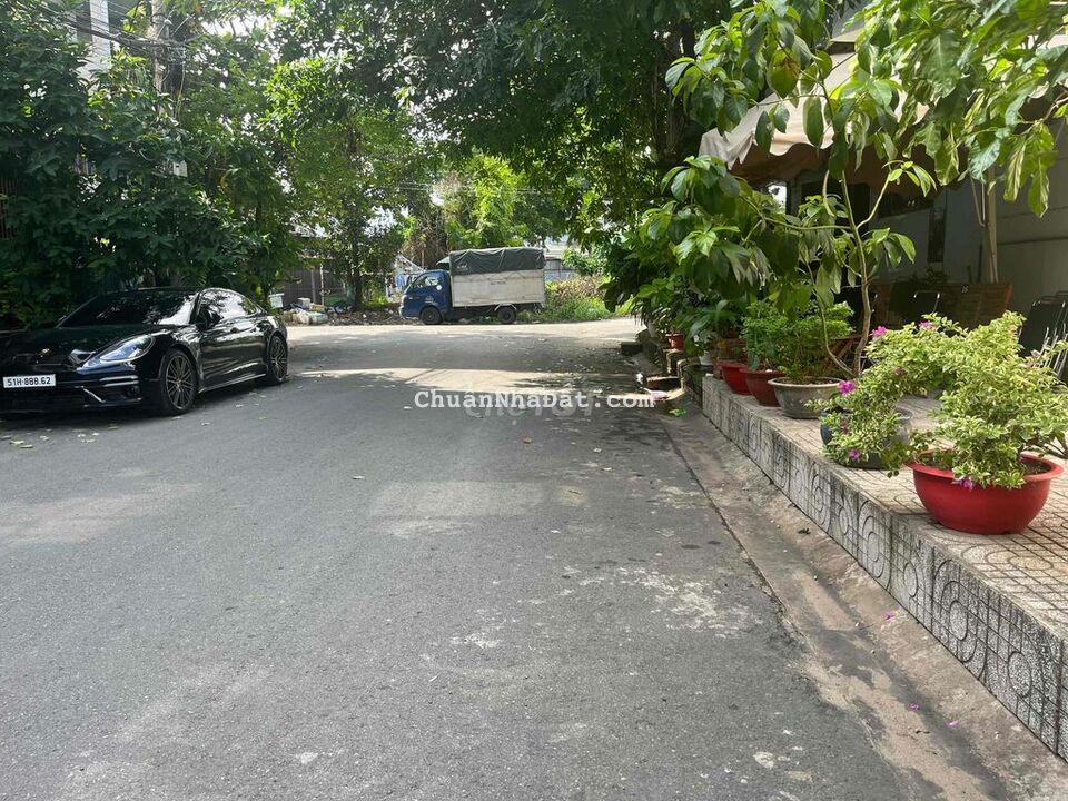 Nhà 4 tấm, 2 mặt tiền đầu và cuối nhà, giá như đat