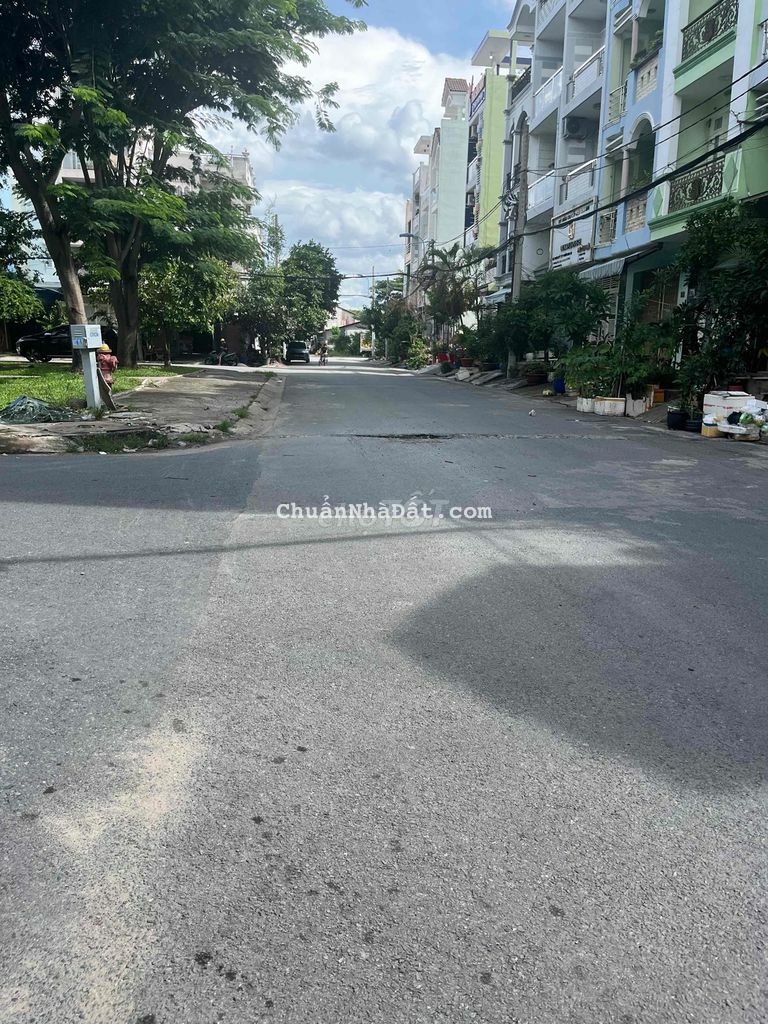 Nhà 4 tấm, 2 mặt tiền đầu và cuối nhà, giá như đat