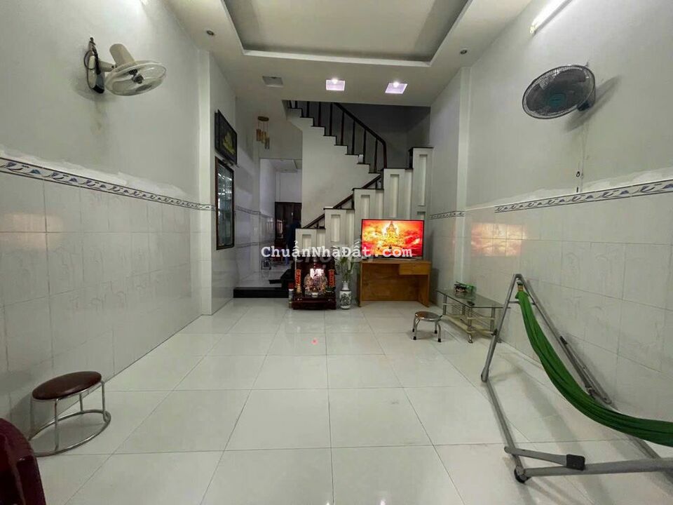 Nhà 1 lầu 4x14 hẻm 1 sẹc Chiến Lược