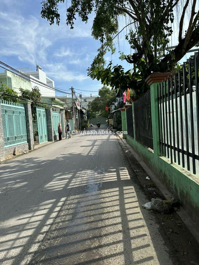 Nhà bán LK 4_5 gần hồ bơi trường học khu dân cư