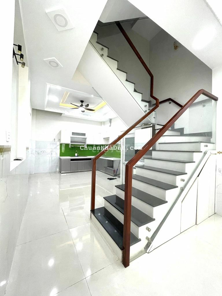 NHÀ MỚI Ở NGAY, TẶNG NỘI THẤT, HẺM 6M, 5X14, GẦN HƯƠNG LỘ 2, BÌNH TÂN