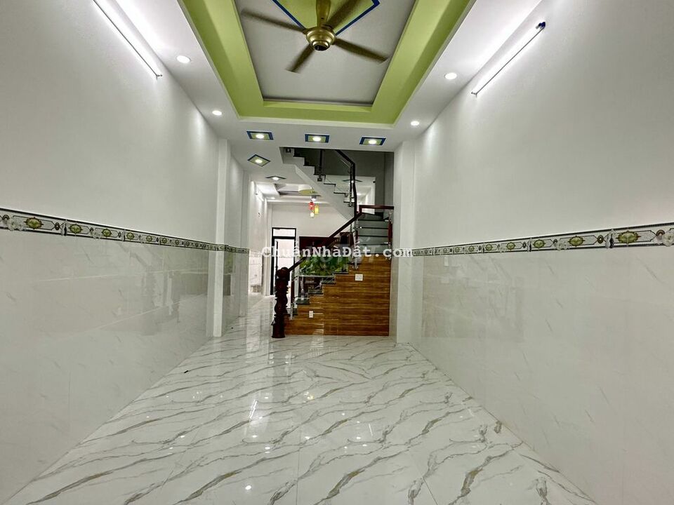 Bán nhà đường Nguyễn Thị Tú (3,8 x 19) lộ 6m. Cách mặt tiền đúng 90m Bán nhà đường Nguyễn Thị Tú (3,8 x 19) lộ 6m. Cách mặt tiền đúng 90m