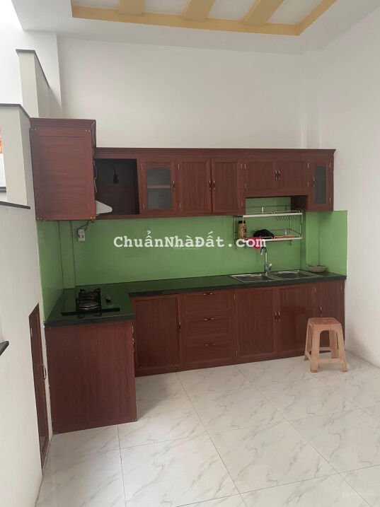 Bán gấp định cư nước ngoài, nhà Kinh Dương Vương gần khu Tên Lửa, DT 74m2, giá rẻ 4.2 tỷ, TL