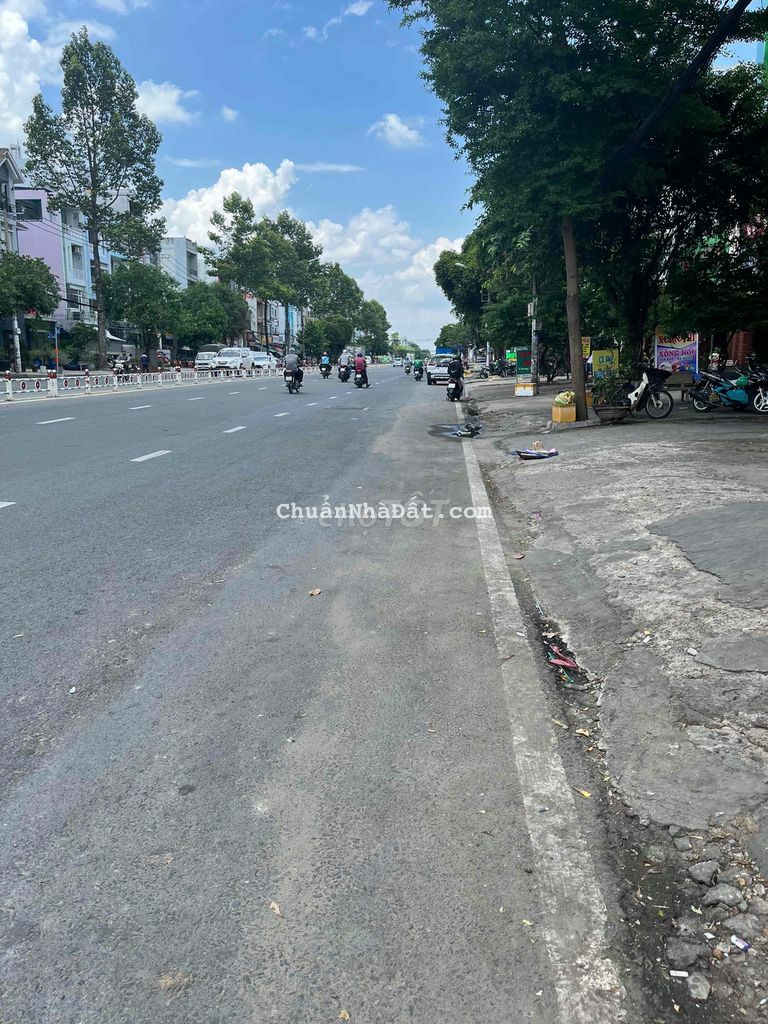 13t K Mua mặt Tiền Tên Lửa, mua chi nội khu ạ