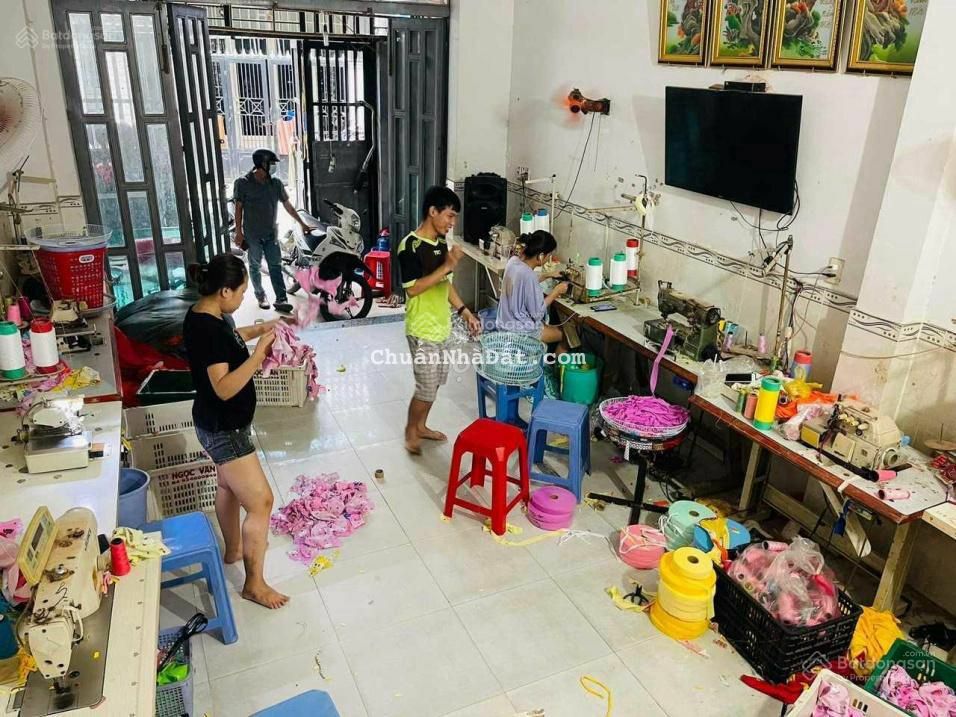 Bán nhà 1/ đường số 11, dt 4 x 20m, hẻm ôtô, nhà 2 mặt hẻm trước sau
