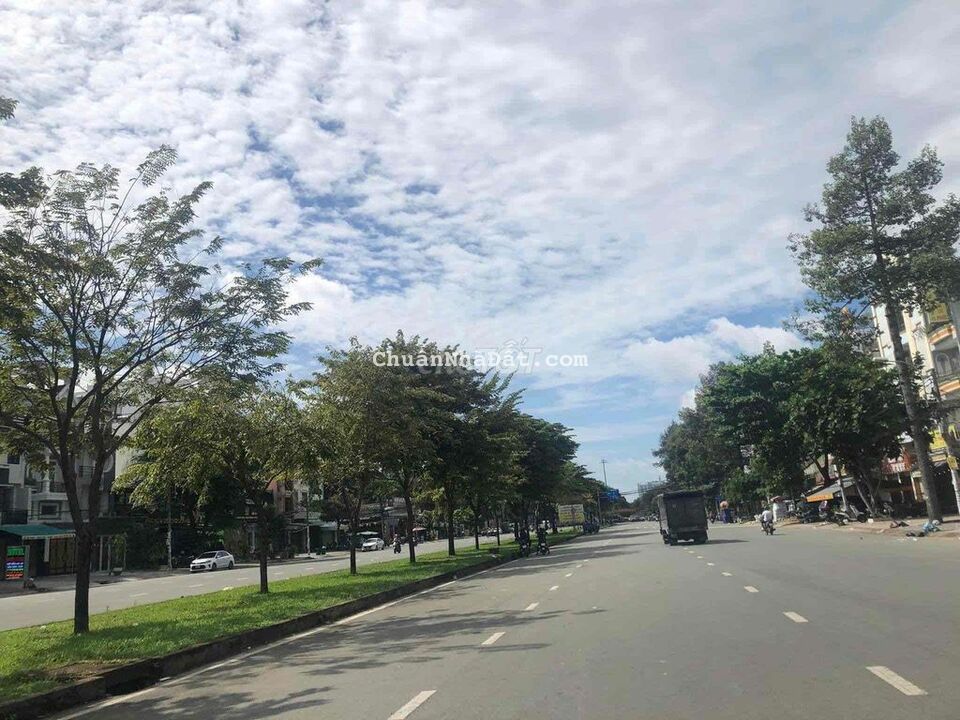 Bán MT kinh Doanh Vành Đai Trong nhà mới 3.5 tấm DT 4x21m gần Aeon BT