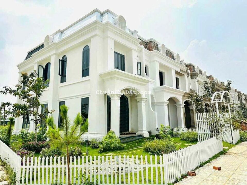 Nhà 1 lầu, 148 m2, 2 tầng Bán Đi nước ngoài 1 tỷ 590 bao sang tên