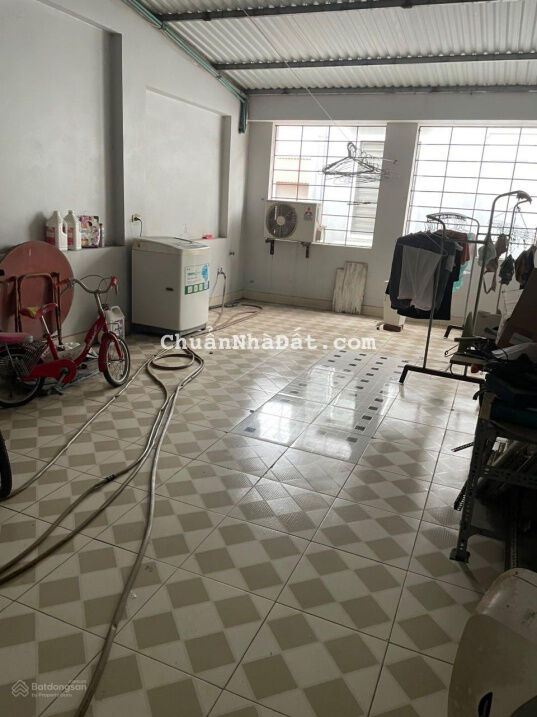 Cần bán căn nhà 3 tầng làn 2 đường Âu Cơ, Kinh Bắc, TP BN. Giá chỉ nhỉnh 5 tỷ Cần bán căn nhà 3 tầng làn 2 đường Âu Cơ, Kinh Bắc, TP BN. Giá chỉ nhỉnh 5 tỷ