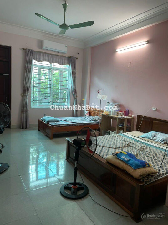 Cần bán căn nhà 3 tầng làn 2 đường Âu Cơ, Kinh Bắc, TP BN. Giá chỉ nhỉnh 5 tỷ Cần bán căn nhà 3 tầng làn 2 đường Âu Cơ, Kinh Bắc, TP BN. Giá chỉ nhỉnh 5 tỷ