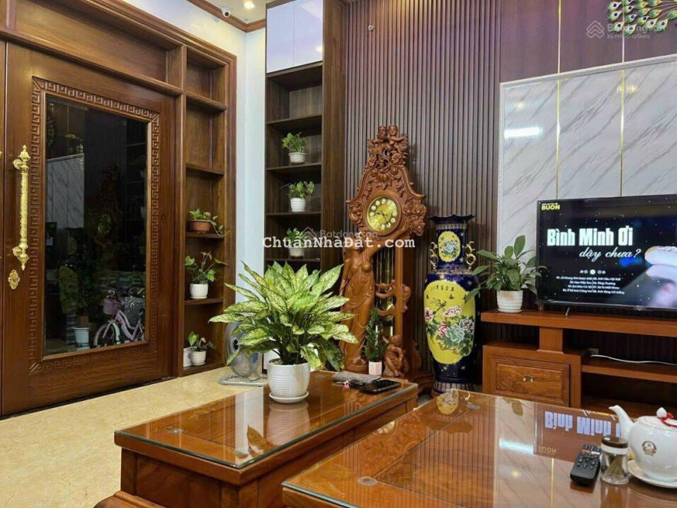 Cần bán căn Nhà 4 tầng đẹp long lanh tại Yna, Kinh Bắc, TP BN. Giá chỉ hơn 8 tỷ tý