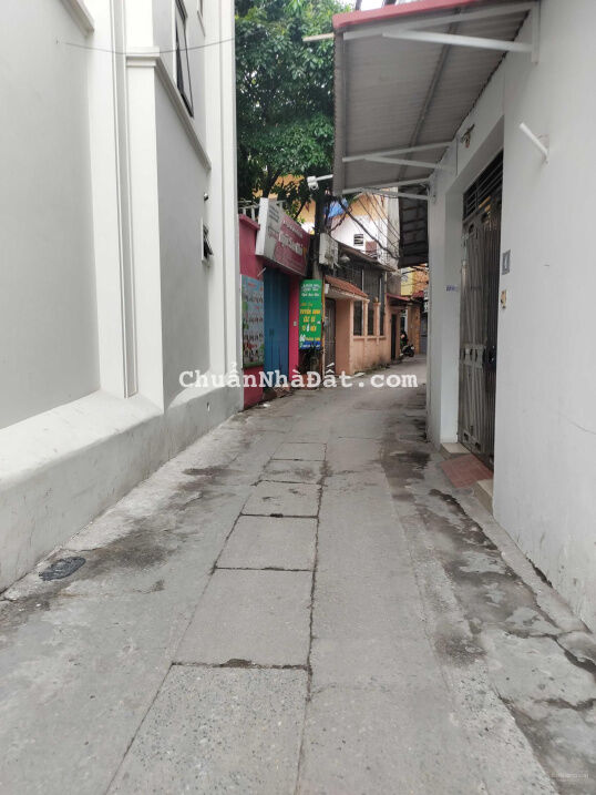 Bán nhà Trần Cung, 10 m ra phố, ô tô vào nhà, 126m2, 15,5 tỷ