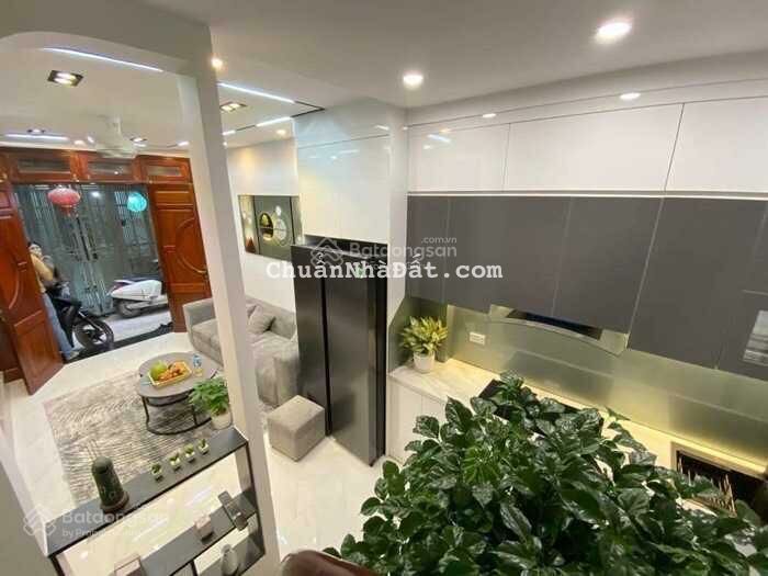 Bán gấp nhà Xuân Đỉnh, Bắc Từ Liêm 30m2 x 4T x MT 4,2m. 20m ô tô, tặng NT. Giá 3,3 tỷ (TL) Bán gấp nhà Xuân Đỉnh, Bắc Từ Liêm 30m2 x 4T x MT 4,2m. 20m ô tô, tặng NT. Giá 3,3 tỷ (TL)