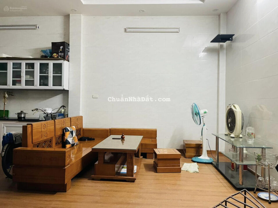 Bán nhà 3 tầng ngõ 335 Xuân Đỉnh 31m2 MT 7m, ngõ nông, gần ô tô nhỉnh 3 tỷ 0948031338